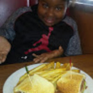 Meet your Posher, Denise